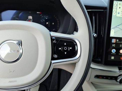 New 2026 Volvo XC60 B5 Ultra w/ Protection Package Premier image 18