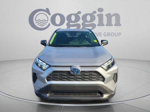 Certified 2023 Toyota RAV4 LE AWD/4WD image 5