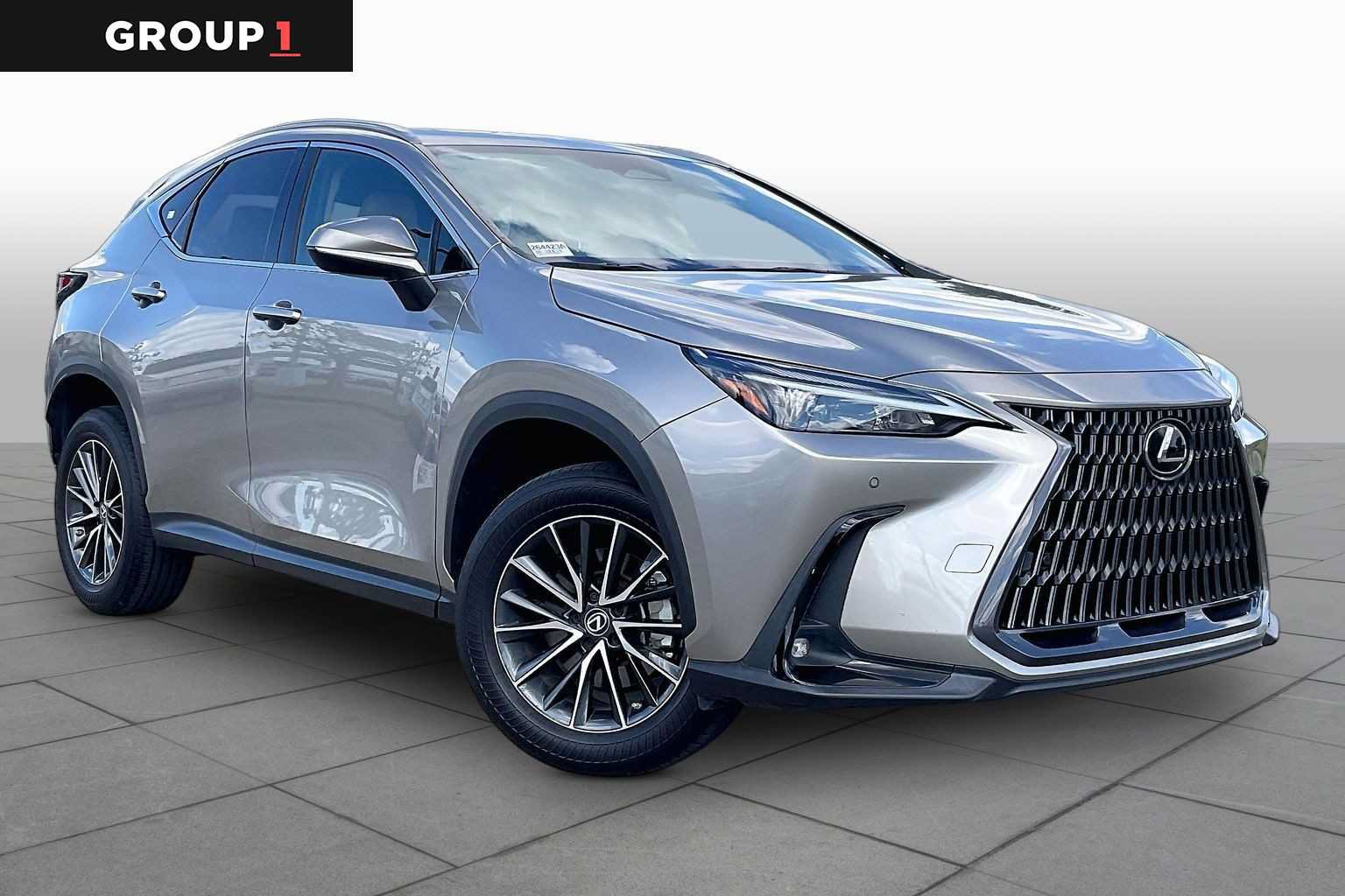Used 2023 Lexus NX 250 FWD w/ Towing Package (2000 Lbs) image 3
