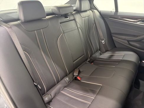 Certified 2023 BMW 530i xDrive w/ Premium Package image 22