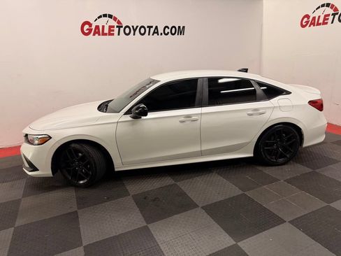 Used 2022 Honda Civic Sport image 9