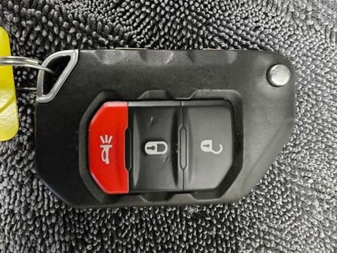 Used 2022 Jeep Wrangler Rubicon w/ Steel Bumper Group image 33