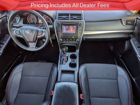 Used 2017 Toyota Camry SE FWD image 15