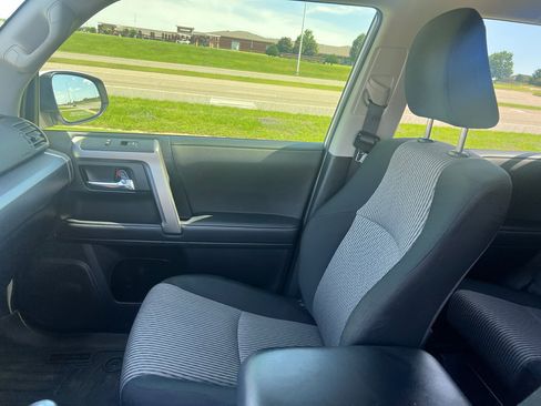 Used 2023 Toyota 4Runner SR5 AWD/4WD image 16