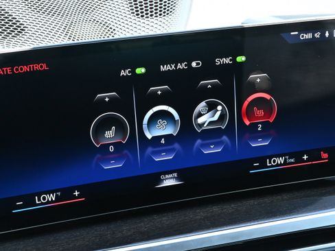 Certified 2024 BMW 330i xDrive Sedan w/ Premium Package image 20