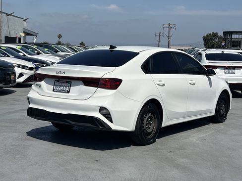Used 2023 Kia Forte LX FWD image 7