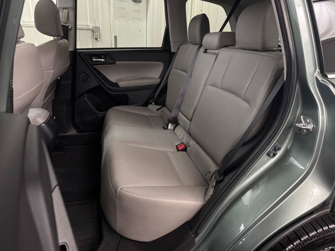 Used 2016 Subaru Forester 2.5i Touring w/ Eyesight & Navigation System AWD/4WD image 6