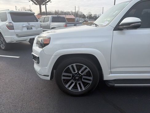 Used 2016 Toyota 4Runner Limited image 11