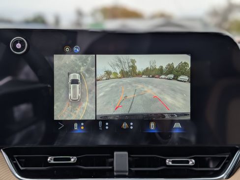 New 2026 Chevrolet Equinox ACTIV w/ Safety and Technology Package image 3