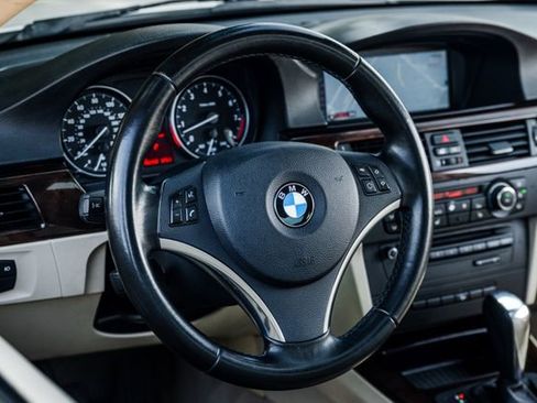 Used 2011 BMW 328i xDrive Coupe AWD/4WD image 6