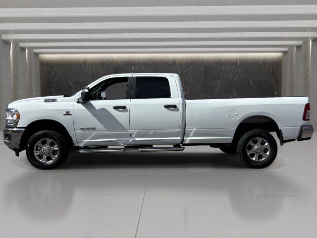 Used 2024 RAM 2500 Big Horn AWD/4WD image 2