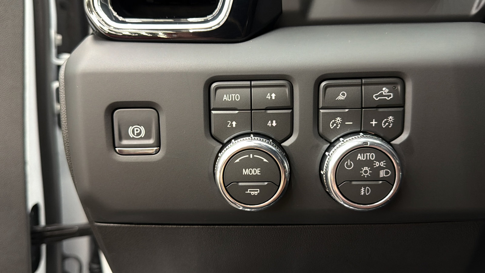 Used 2026 GMC Sierra 2500 Denali Ultimate AWD/4WD image 31