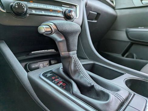 Used 2017 Kia Optima LX image 12