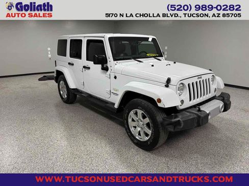 Used 2015 Jeep Wrangler Unlimited Sahara w/ Connectivity Group AWD/4WD image 1