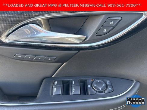 Used 2022 Buick Envision Essence w/ Technology Package II image 11
