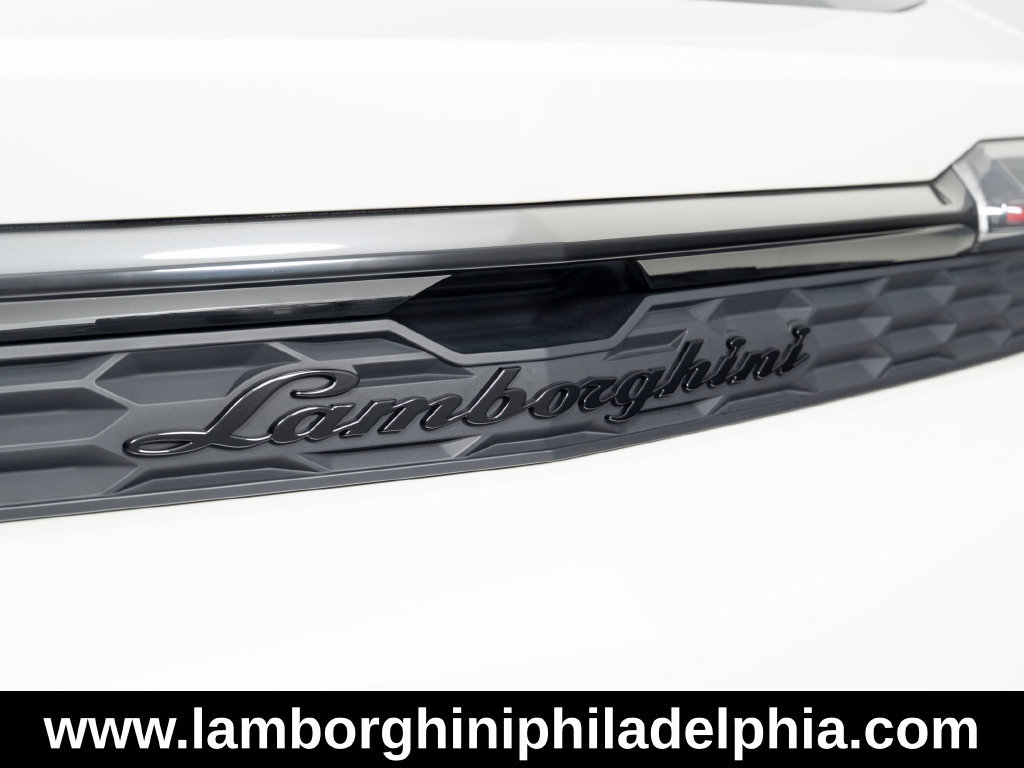 Used 2025 Lamborghini Urus S AWD/4WD image 54