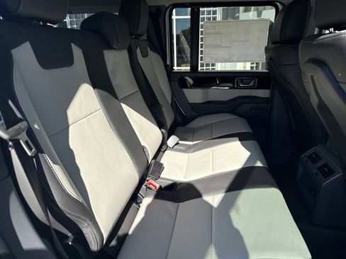 New 2025 INEOS Grenadier image 28