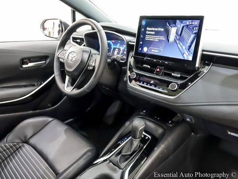 Used 2026 Toyota Corolla XSE FWD image 32