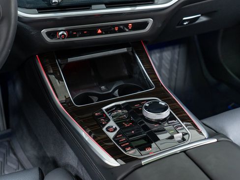 Used 2025 BMW X5 xDrive50e w/ Executive Package image 20