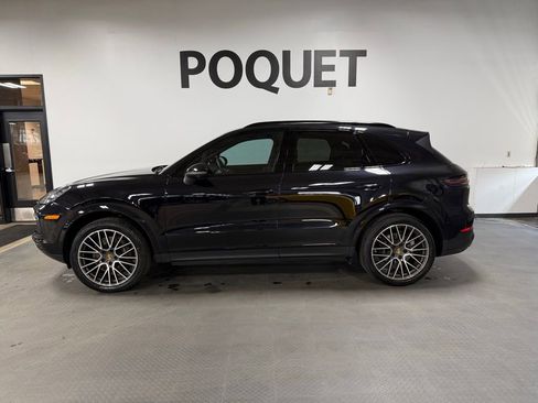 Used 2021 Porsche Cayenne image 1