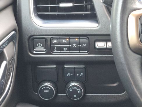 Used 2022 Chevrolet Tahoe High Country image 25