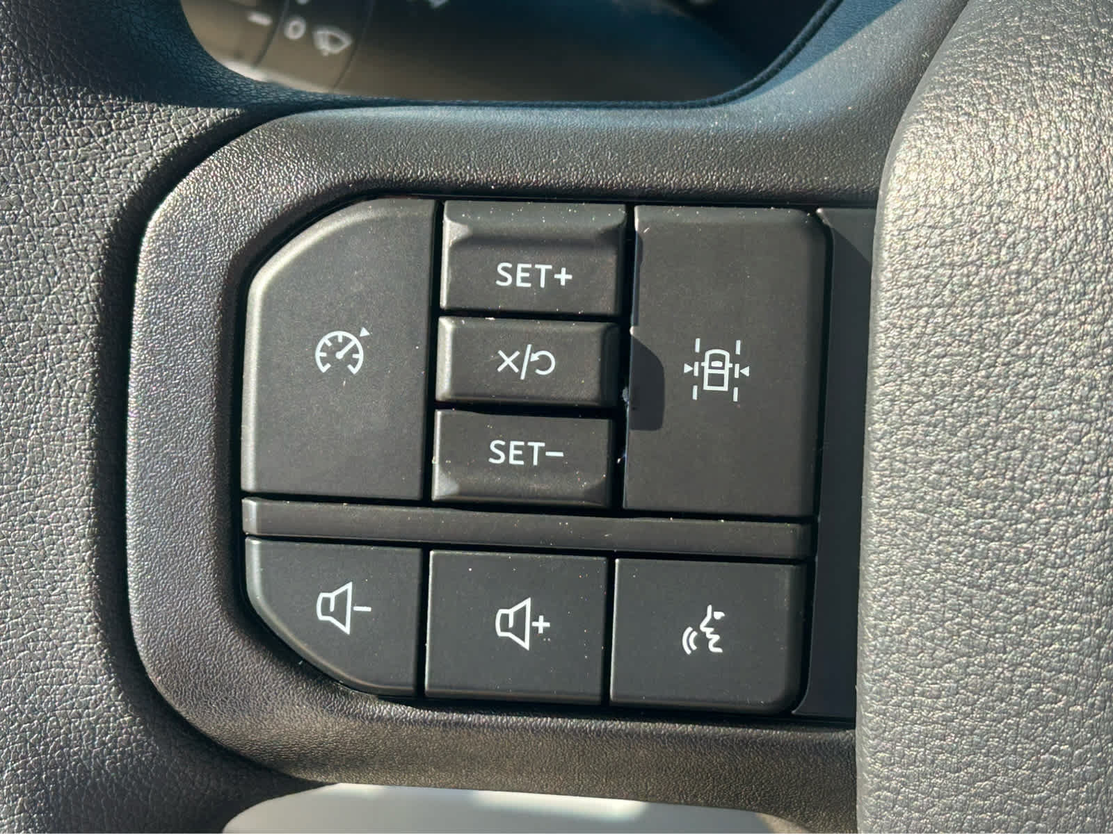 New 2026 Ford F550 4x4 Regular Cab Super Duty image 14