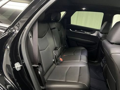 Certified 2024 Cadillac XT5 Premium Luxury FWD image 19