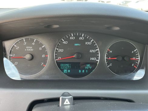 Used 2008 Chevrolet Impala LTZ FWD image 27