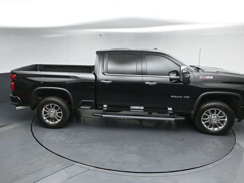 Used 2024 Chevrolet Silverado 2500 LTZ w/ LTZ Plus Package AWD/4WD image 53