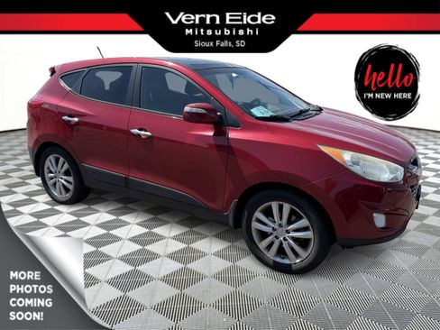 Used 2013 Hyundai Tucson Limited w/ Premium Pkg AWD/4WD image 1