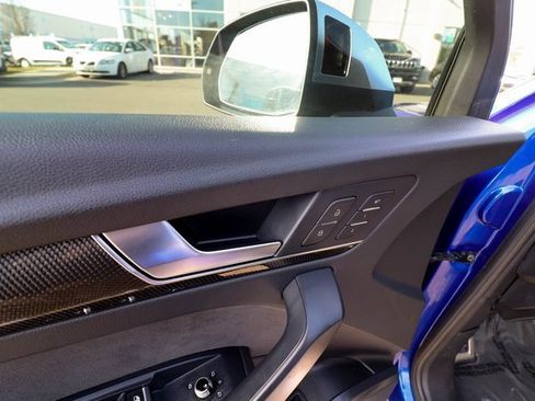 Used 2022 Audi SQ5 Premium Plus w/ Premium Plus Package image 39