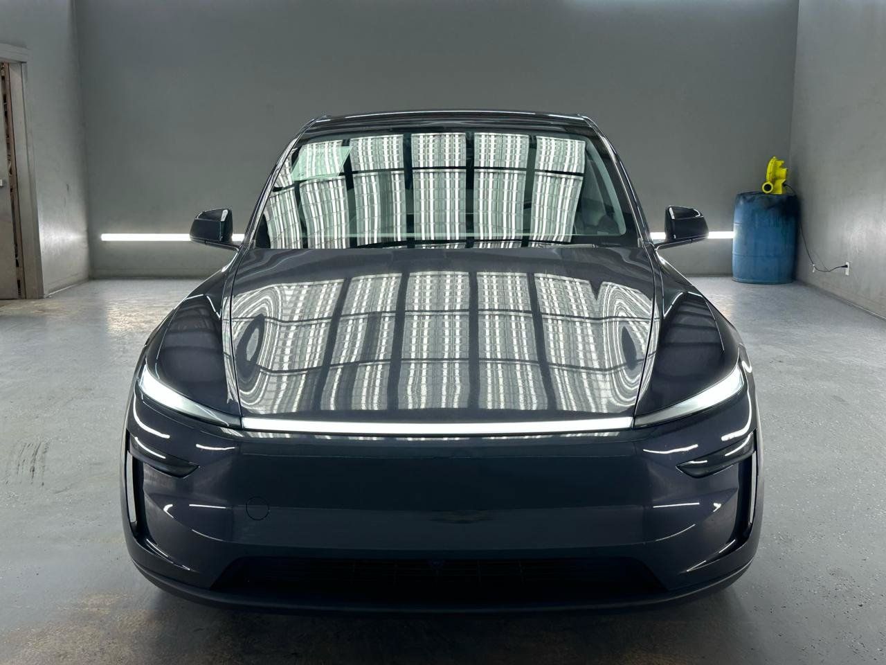 Used 2026 Tesla Model Y 2WD image 2