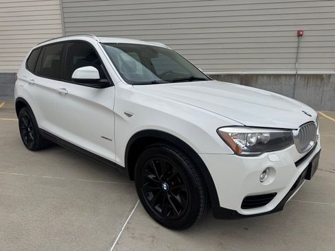 Used 2016 BMW X3 xDrive28i image 1