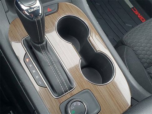 Used 2019 GMC Acadia SLE w/ LPO, Floor Liner Package image 31