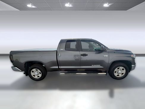 Used 2015 Toyota Tundra SR5 w/ SR5 Upgrade Package RWD image 8