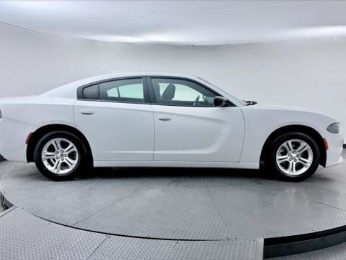 Used 2023 Dodge Charger SXT RWD image 9