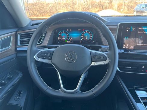 New 2026 Volkswagen Atlas SE image 23