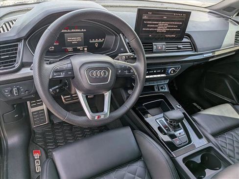 Used 2025 Audi SQ5 Premium Plus image 10