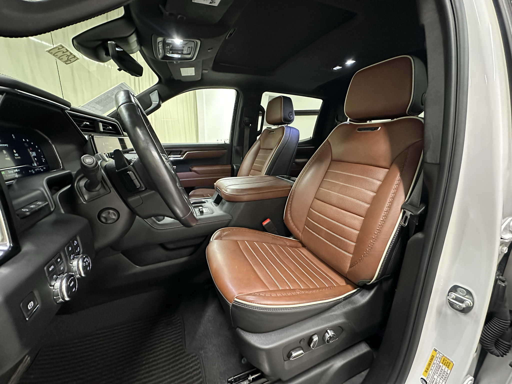 Certified 2024 GMC Sierra 1500 Denali Ultimate AWD/4WD image 25