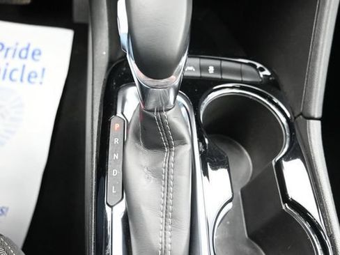 Used 2025 Buick Encore GX Preferred AWD/4WD image 12