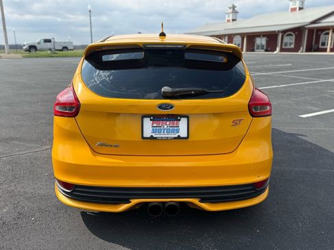 Used 2016 Ford Focus ST image 6