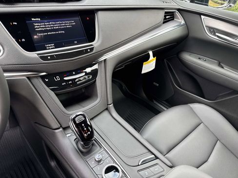 New 2026 Cadillac XT5 Luxury w/ LPO, Floor Liner Package image 25