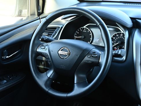 Used 2021 Nissan Murano SV w/ SV Special Edition Package image 26