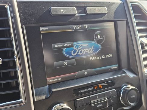 Used 2015 Ford F150 XLT w/ Equipment Group 302A Luxury image 20