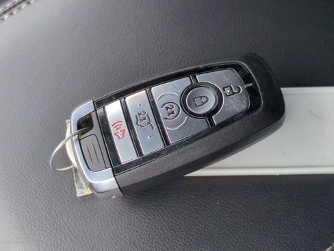 Used 2024 Ford Explorer XLT w/ Equipment Group 202A AWD/4WD image 34