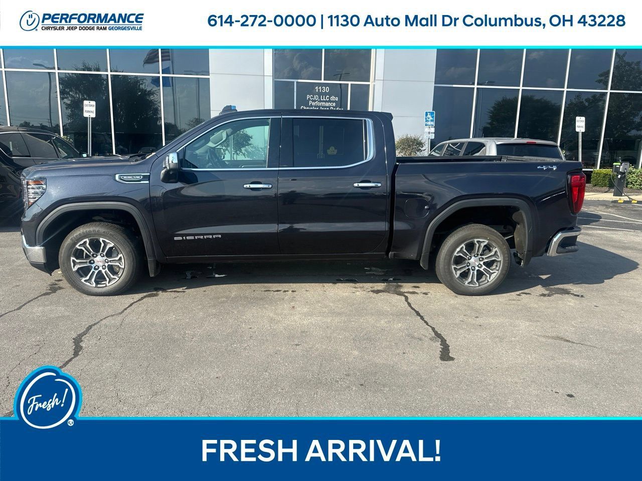 Used 2025 GMC Sierra 1500 SLT AWD/4WD image 7