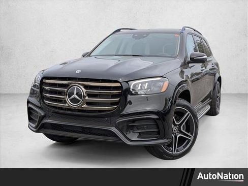 New 2026 Mercedes-Benz GLS 450 4MATIC image 1