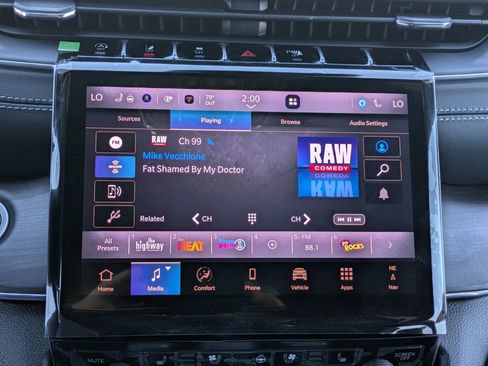New 2025 Jeep Grand Cherokee L Overland w/ Advanced Protech Group III AWD/4WD image 12