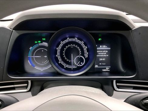 Used 2022 Hyundai Elantra Blue FWD image 25