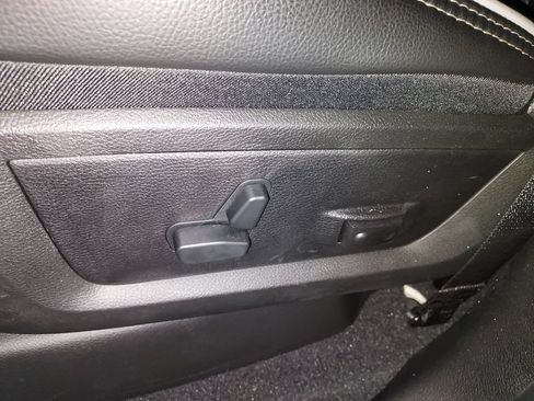 New 2026 RAM 3500 Laramie AWD/4WD image 18